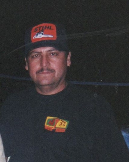 Obituary of Carlos Moreno Flores