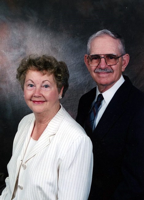 Obituario de Joan Beverly Burns