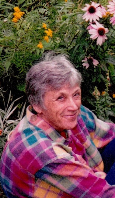 Obituary of Em Stortroen
