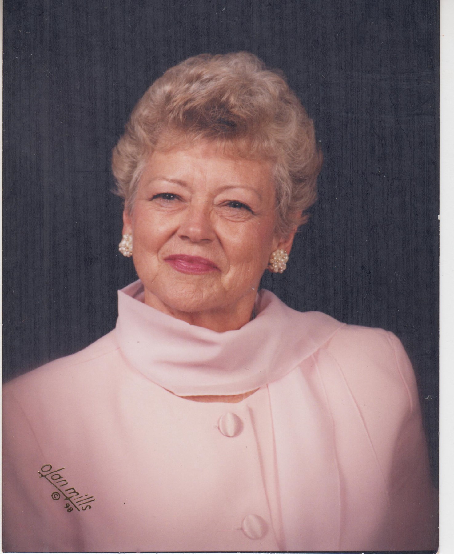 Obituary of Doris M. Mooney