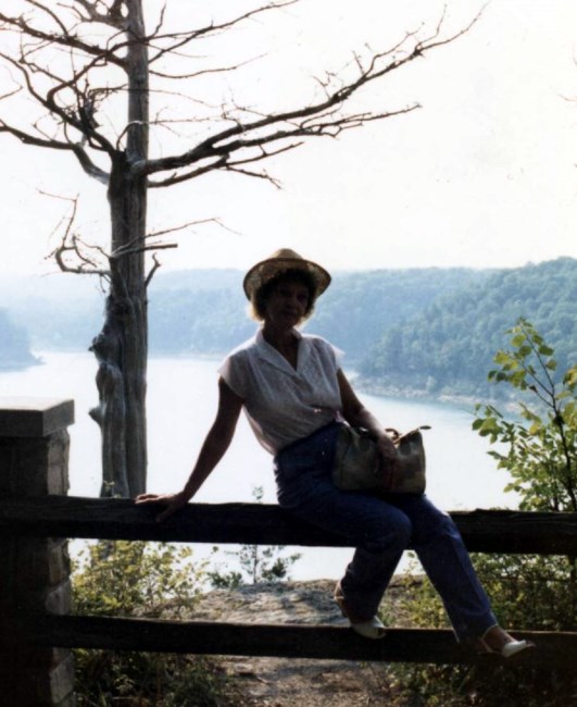 Obituario de Golda Bernice Pierce