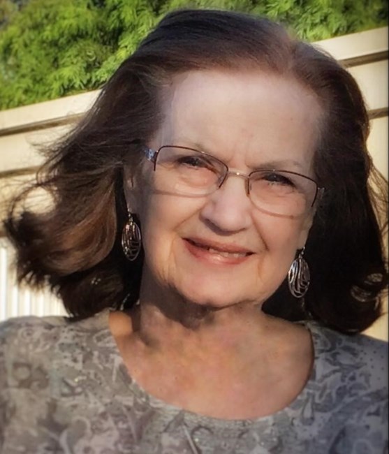 Obituary of Carolyn Lee Gordon