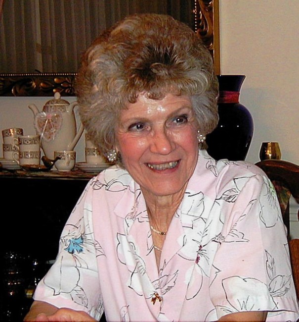  Obituario de Betty Lee Mills