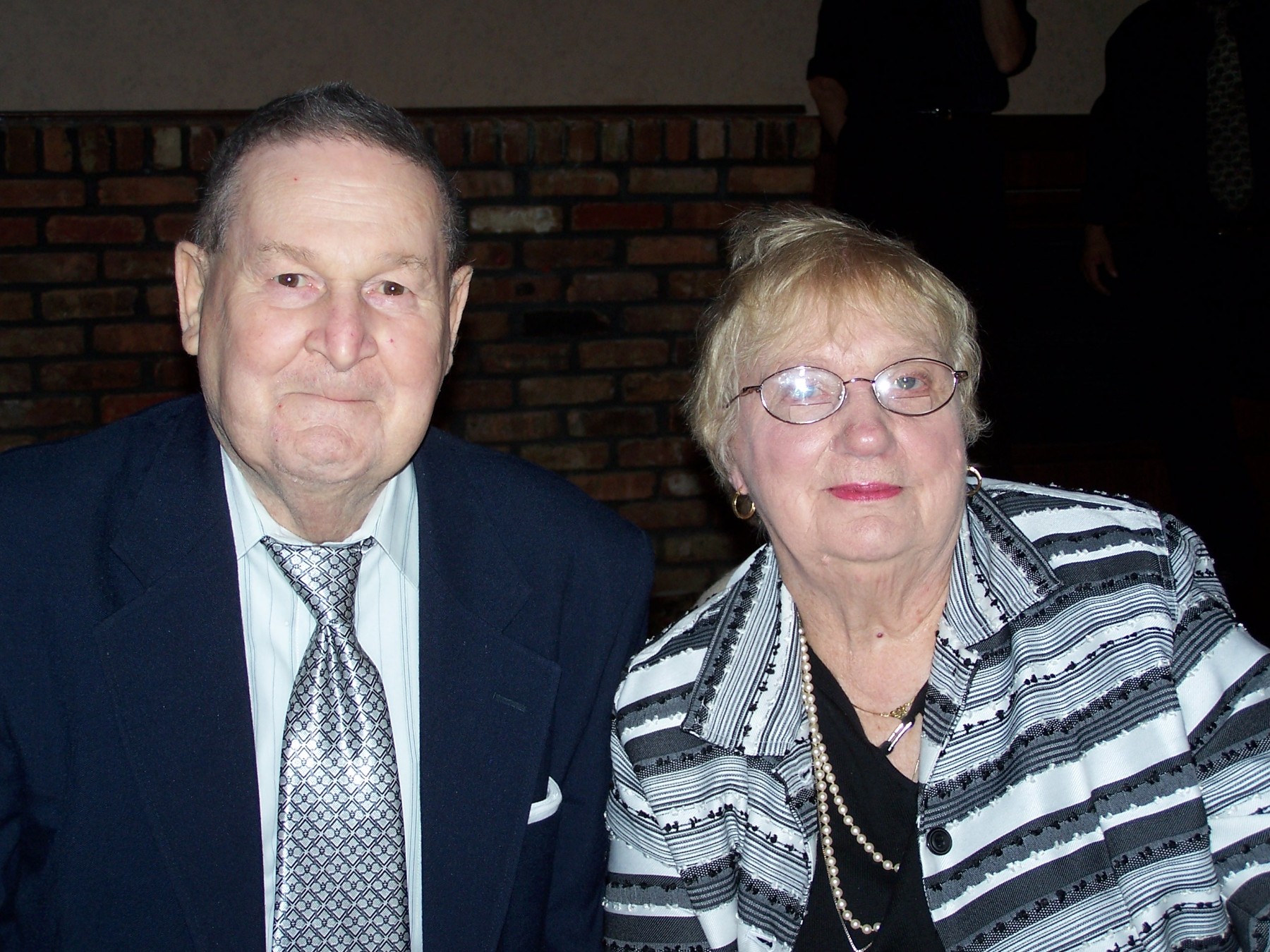 Obituario de June R. Meyer