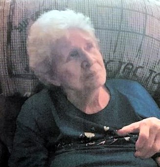 Obituary of Agnes "Toots" Eileen Hull