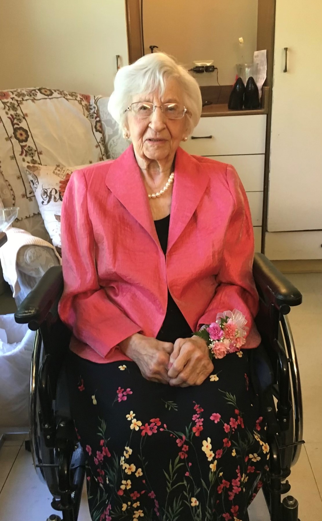 Obituary of Alma B. Head