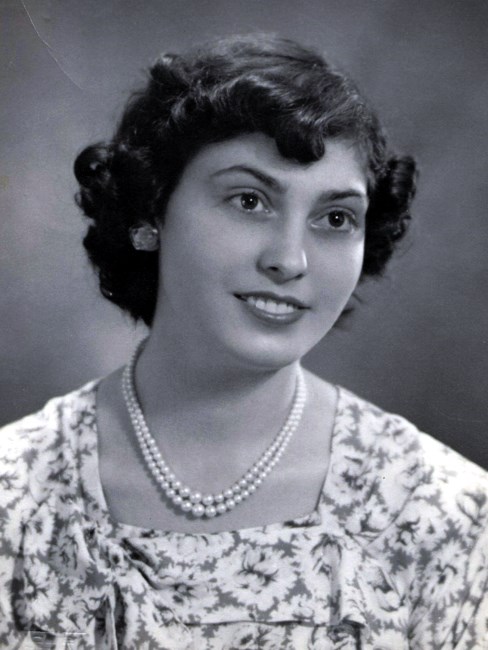 Obituary of Gloria Ferreira