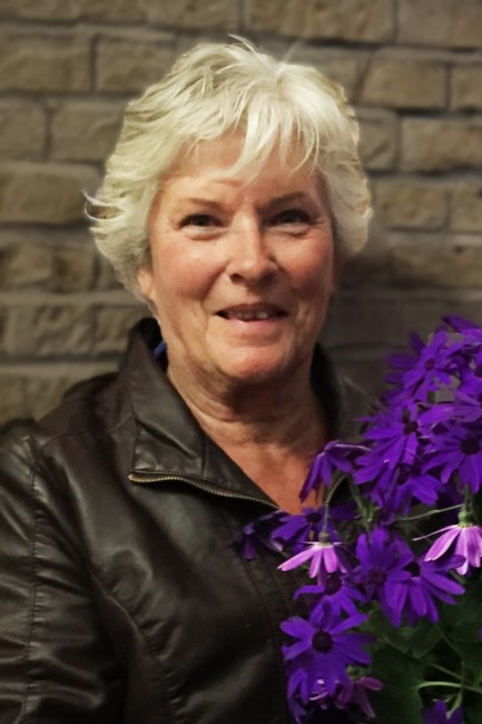 Avis de décès de Linda Dail McAuley