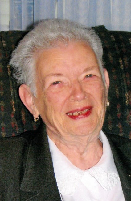 Obituary of Maxine White