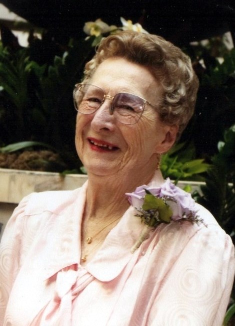 Obituario de Dorothy Hall