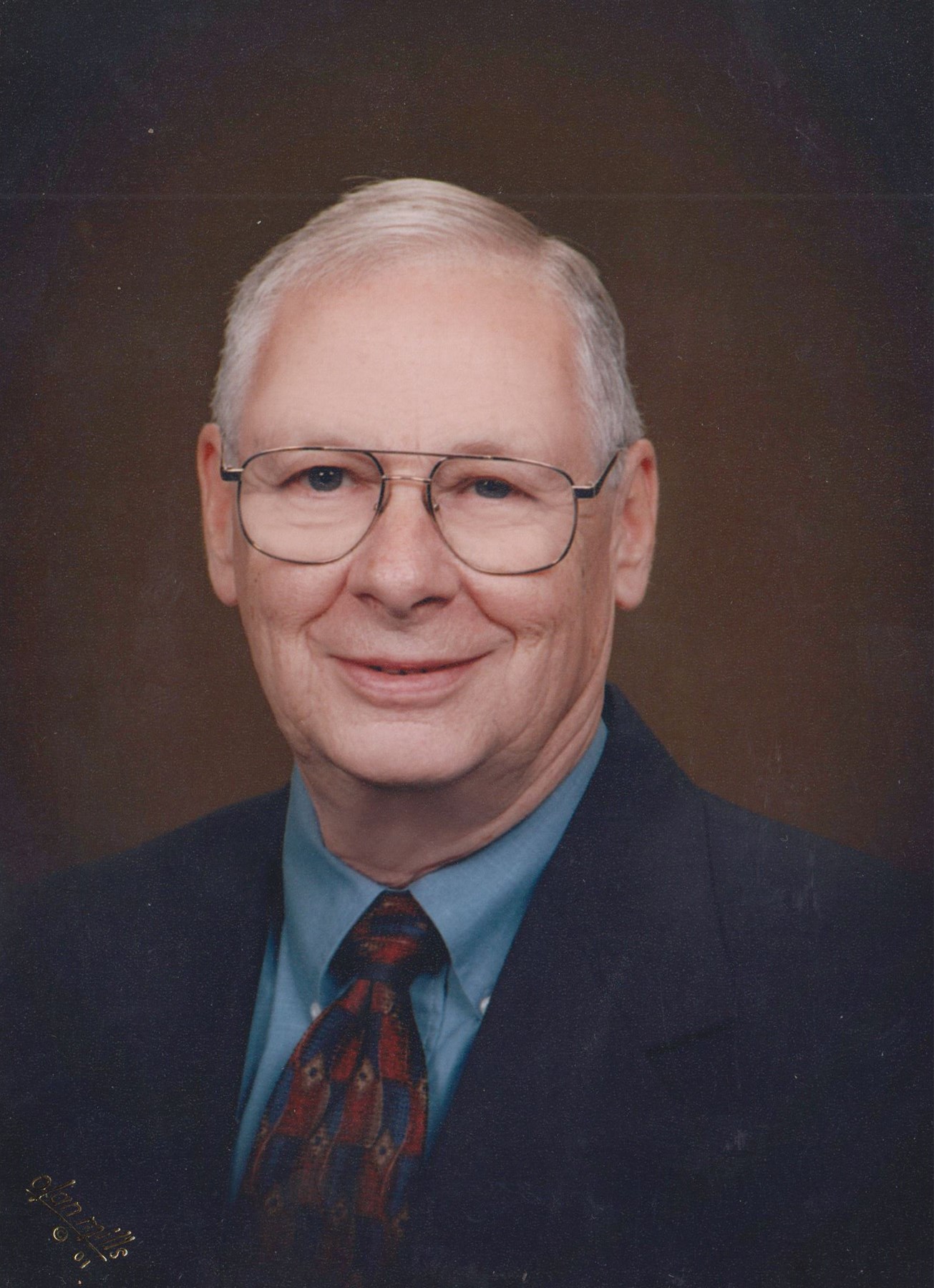 Obituary of Robert W. "Bob" Davis