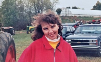 Obituary of Mary Lou Lewis