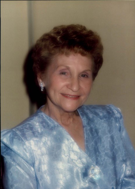 Obituario de Mrs. Audrey Sarah Weyman