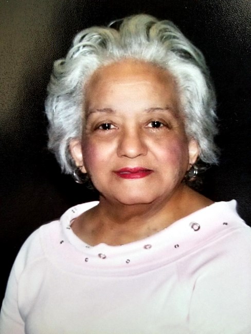 Obituary of Phyllis McQueen Benton