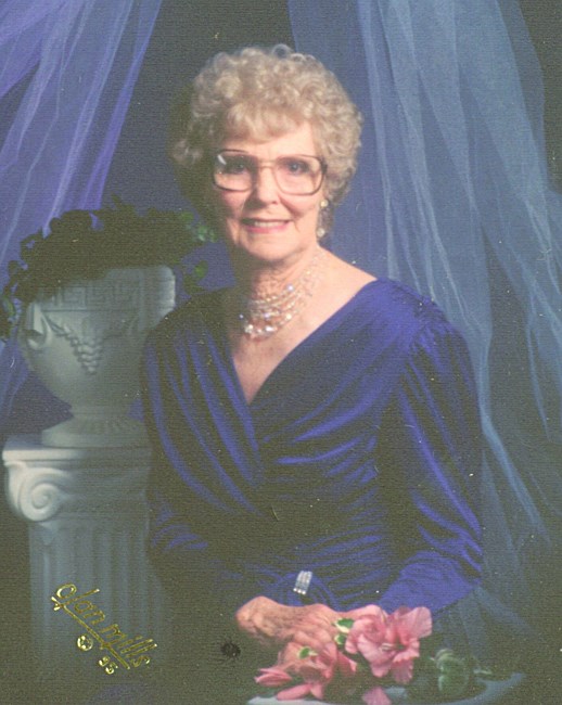 Obituary of Christine Edna Lawrence