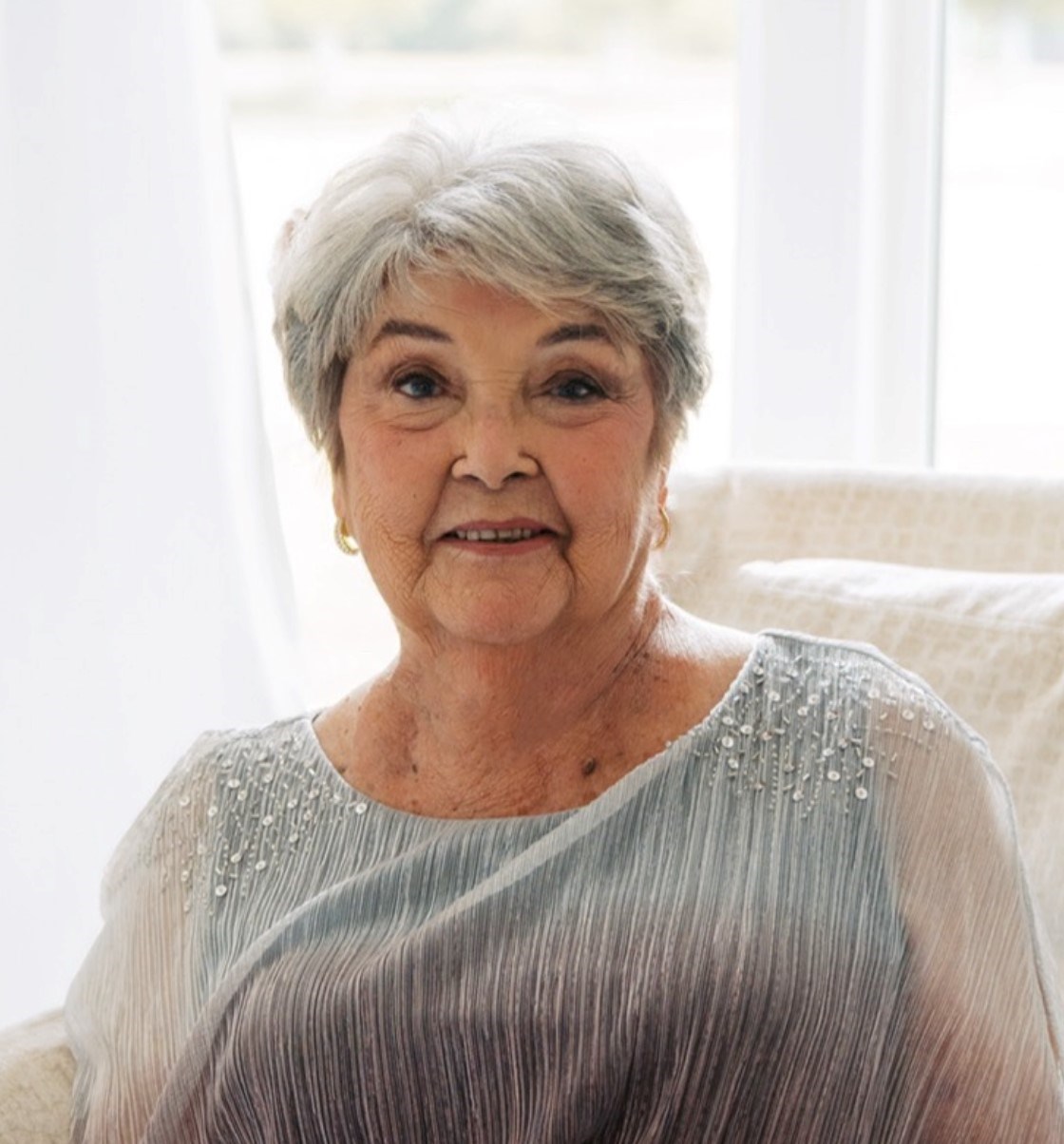 Obituary of Carole Lombard Schrieffer