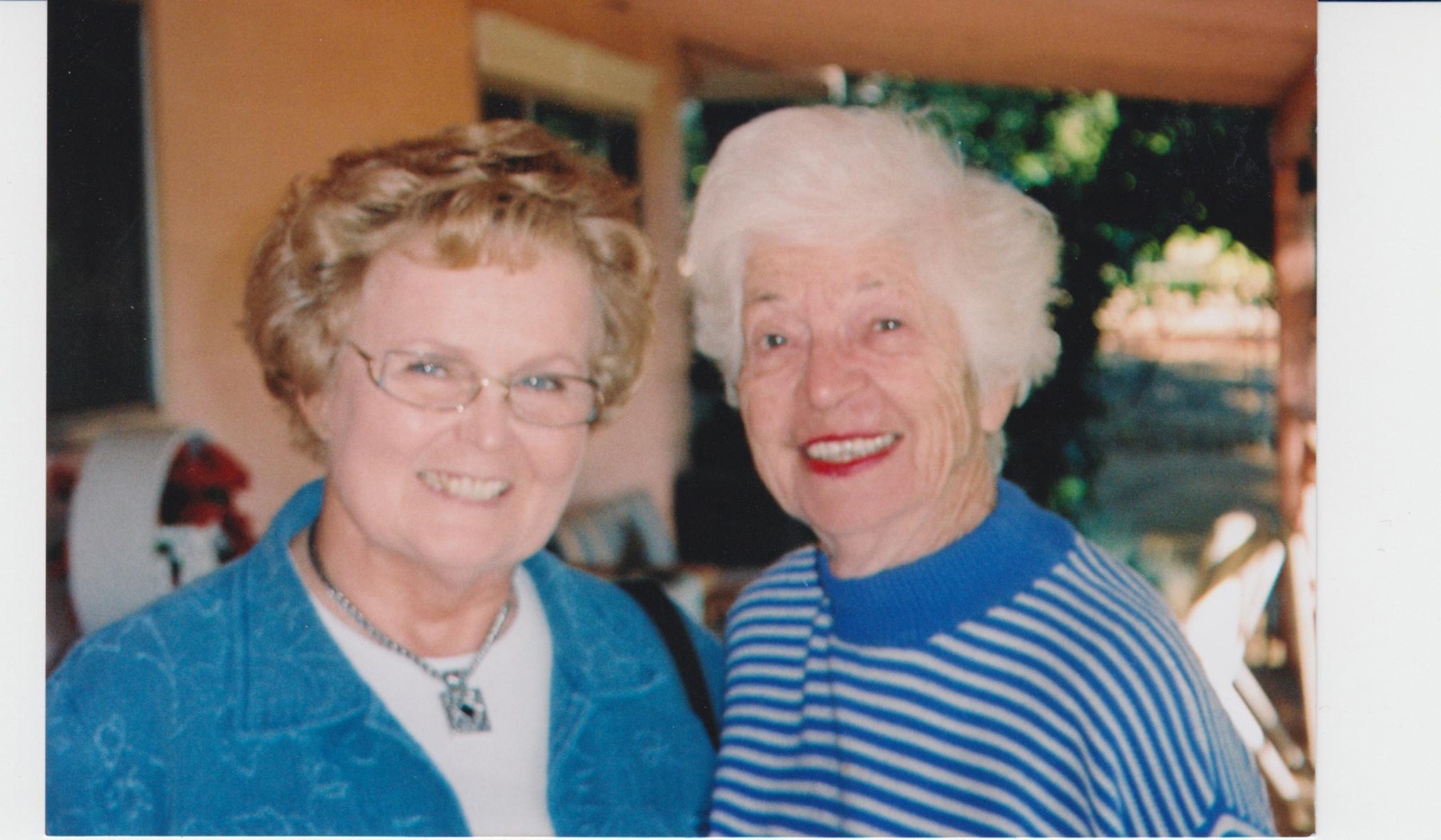 Obituary of Ivy M. Laufman