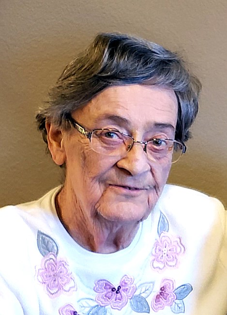 Obituary of Jeanne Louise Ewing