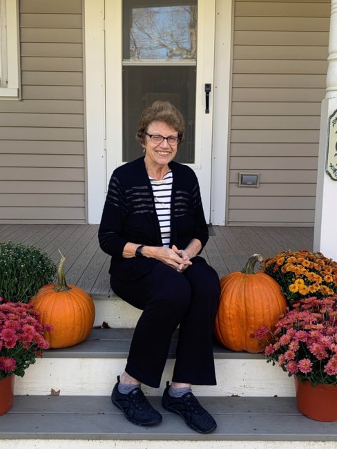 Obituario de Janet Lewis Bennett