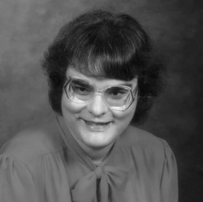 Obituary of Elizabeth Suzanne "Suzie" Freeman