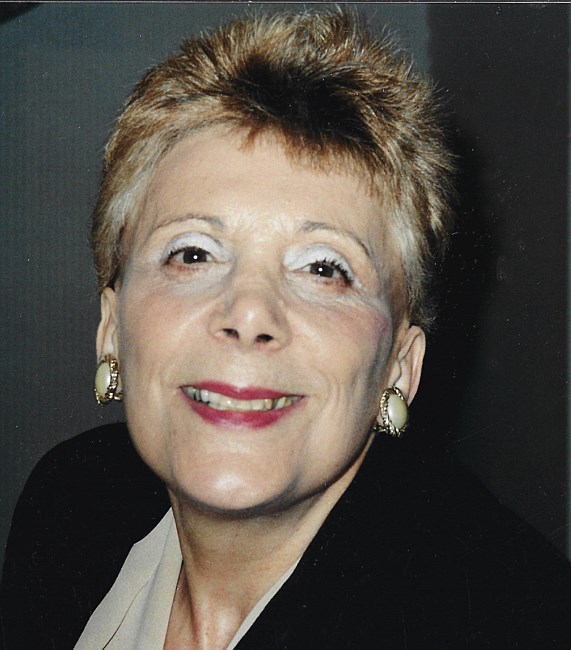 Obituary of Evelyn Y. Davis