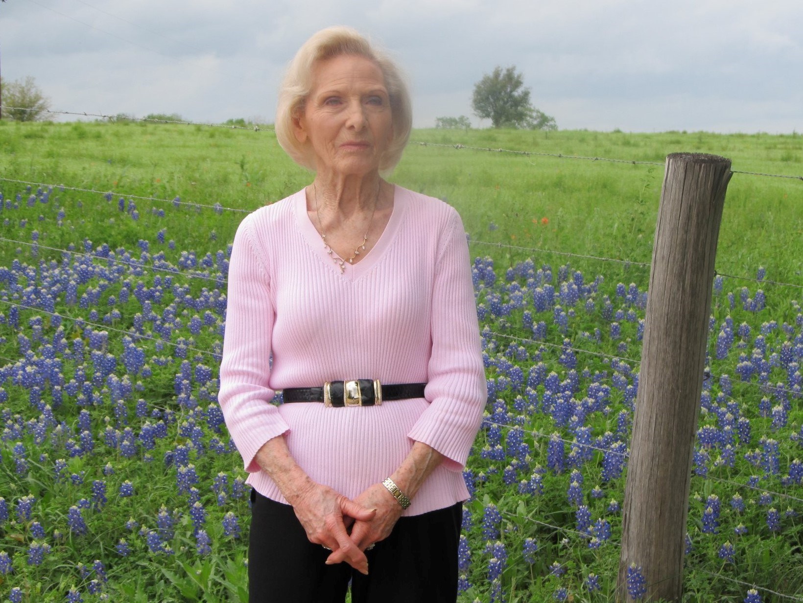 Obituary of Gladys Davis