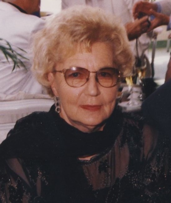 Obituary of Joyce Pauline Schelles Whiteside