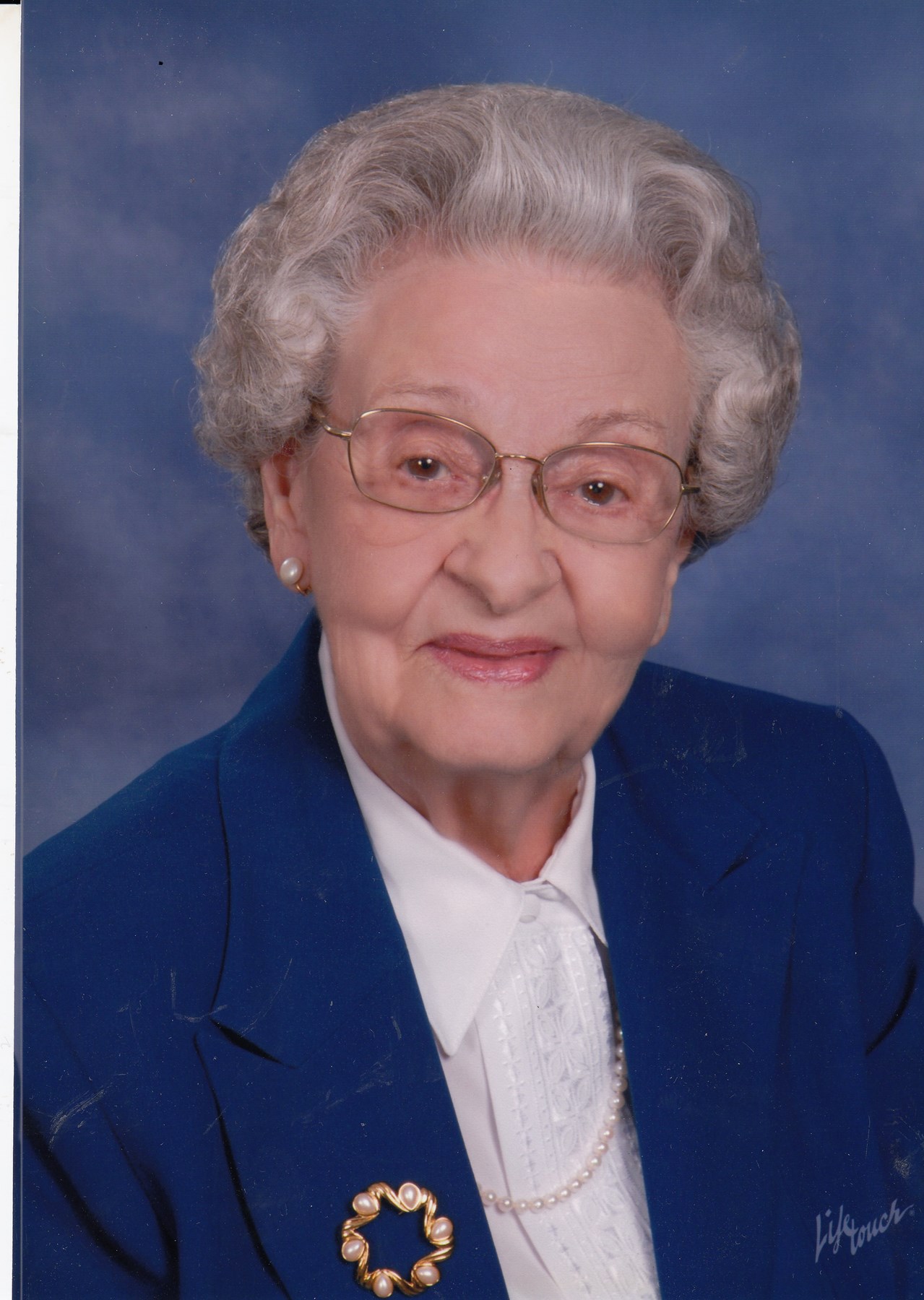 Obituary of Helen Lee (Bean) Short