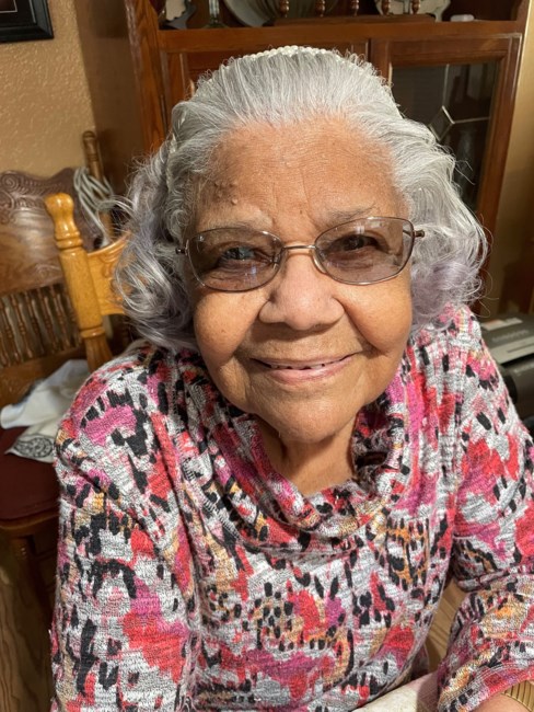 Avis de décès de Delores Beatrice McFarland