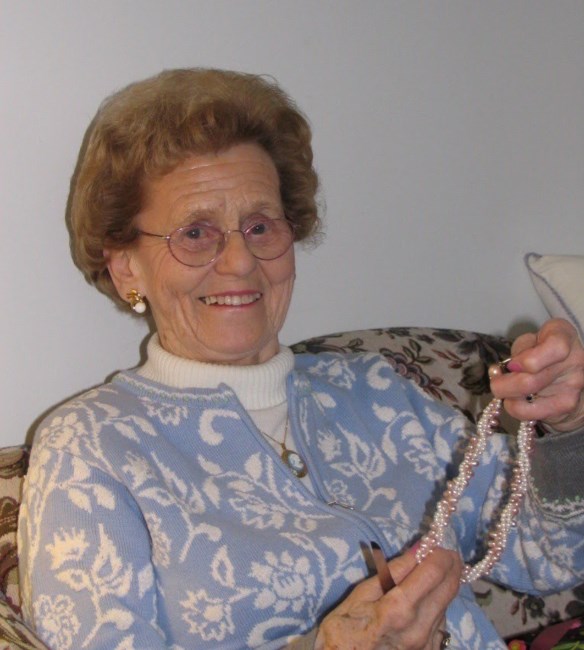 Obituary of Marjorie Gladys Moore