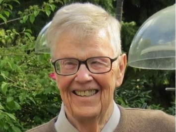 Obituary of Mr. Lorne James Avery