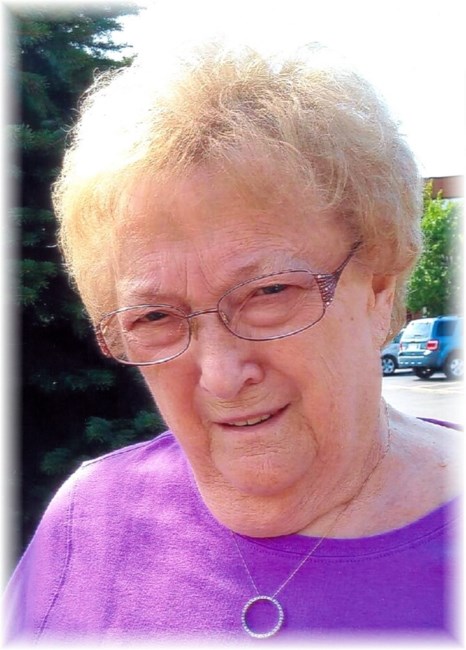 Obituary of Martha "Honey" Holden