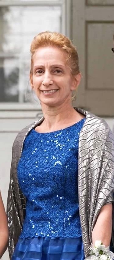 Obituary of Carmela Robledo