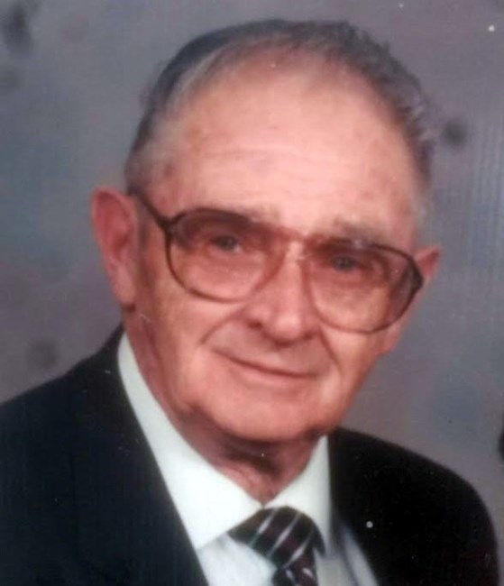 Obituario de Ward Edward Oliver Jr