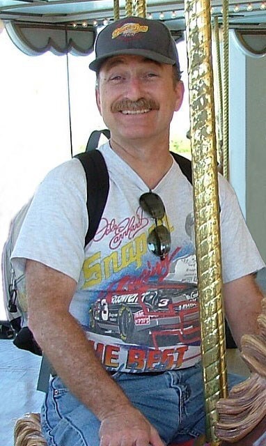 Obituary of Bruce "Bad Apple" Applegate