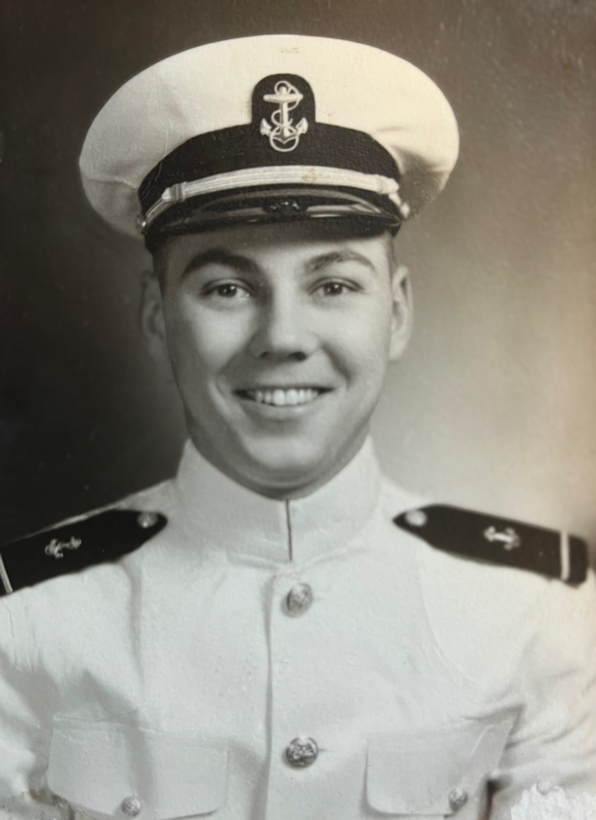 Obituario de Kenneth H. Godstrey