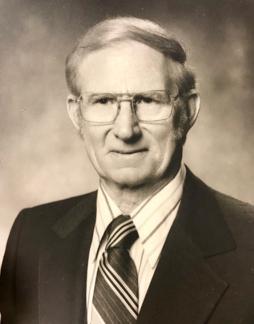 Avis de décès de John E. Bradshaw