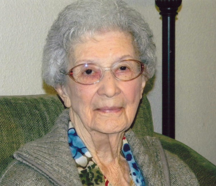 Obituary of Helen L. Hernandez