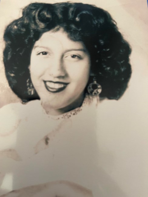 Obituary of Nellie Aguila