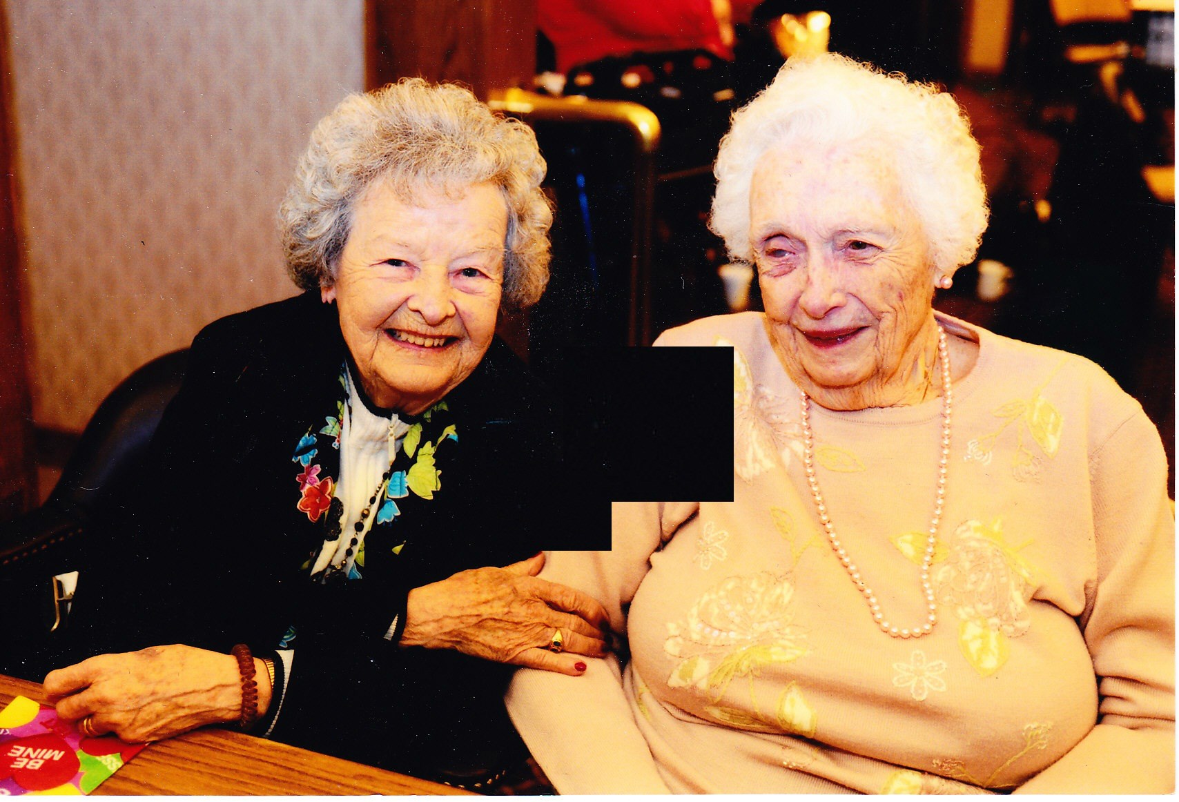 Obituary of Evelyn M Cahoon