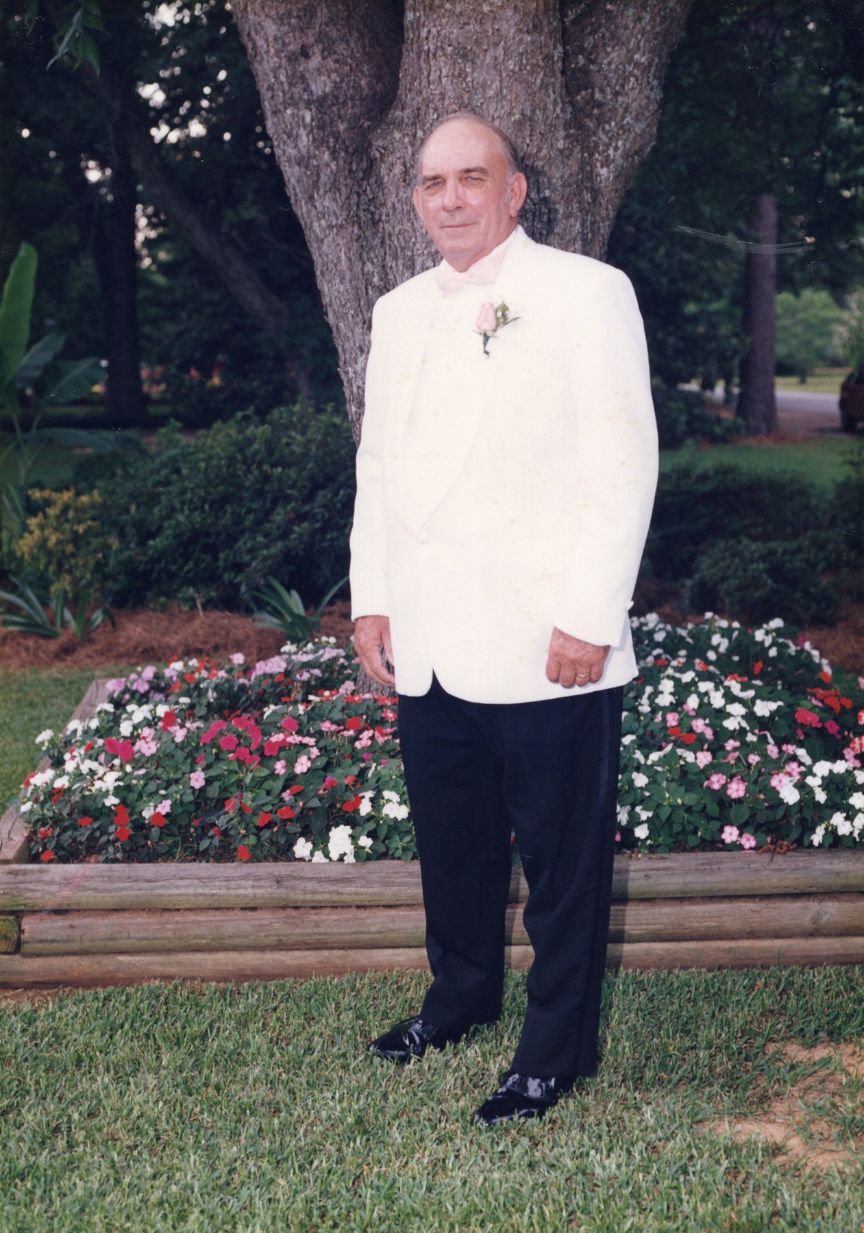 Obituary of Cecil Franklin Sowell