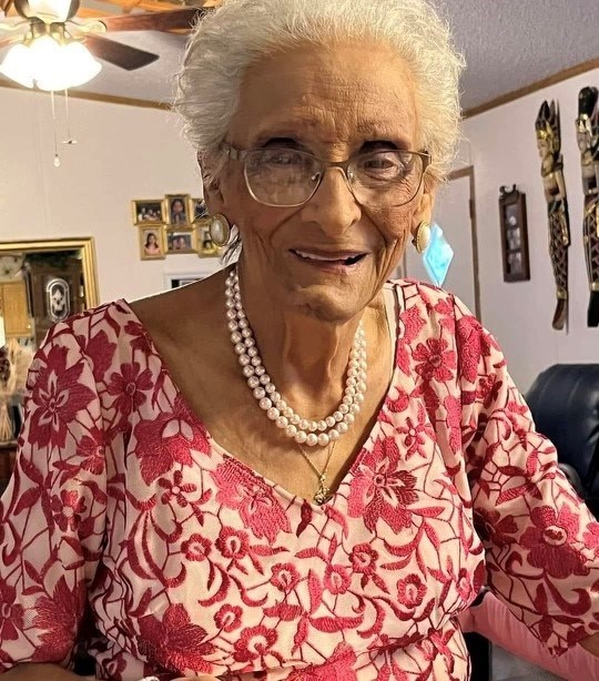 Obituary of Andrea T. Peña