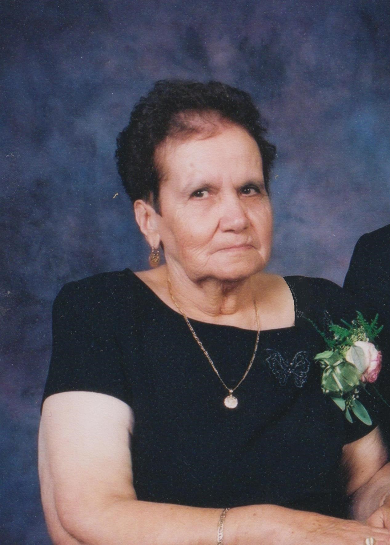 Obituary of Maria Natividad De Banuelos