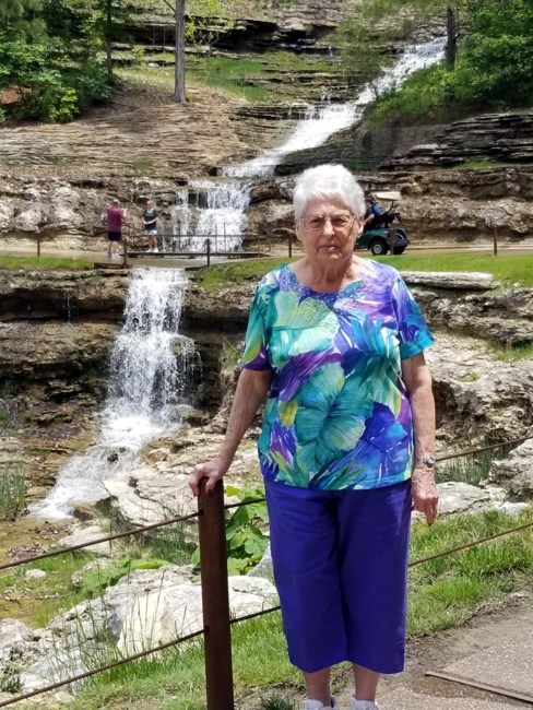 Obituary of Lola Virginia Jones