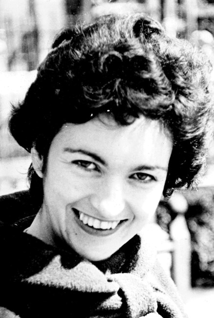 Obituary of Nuala Bernadette Lyons