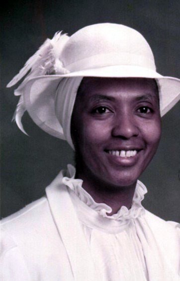 Obituary of Joyce Ruth Summons