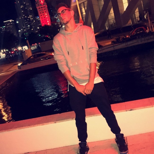 Obituary of Julio Enrique Tages