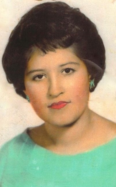 Obituary of Aurora Diaz