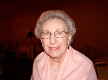 Obituary of Elizabeth Stecklein Farah