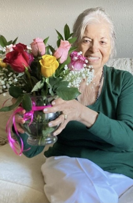 Obituary of Maria Salinas Parra